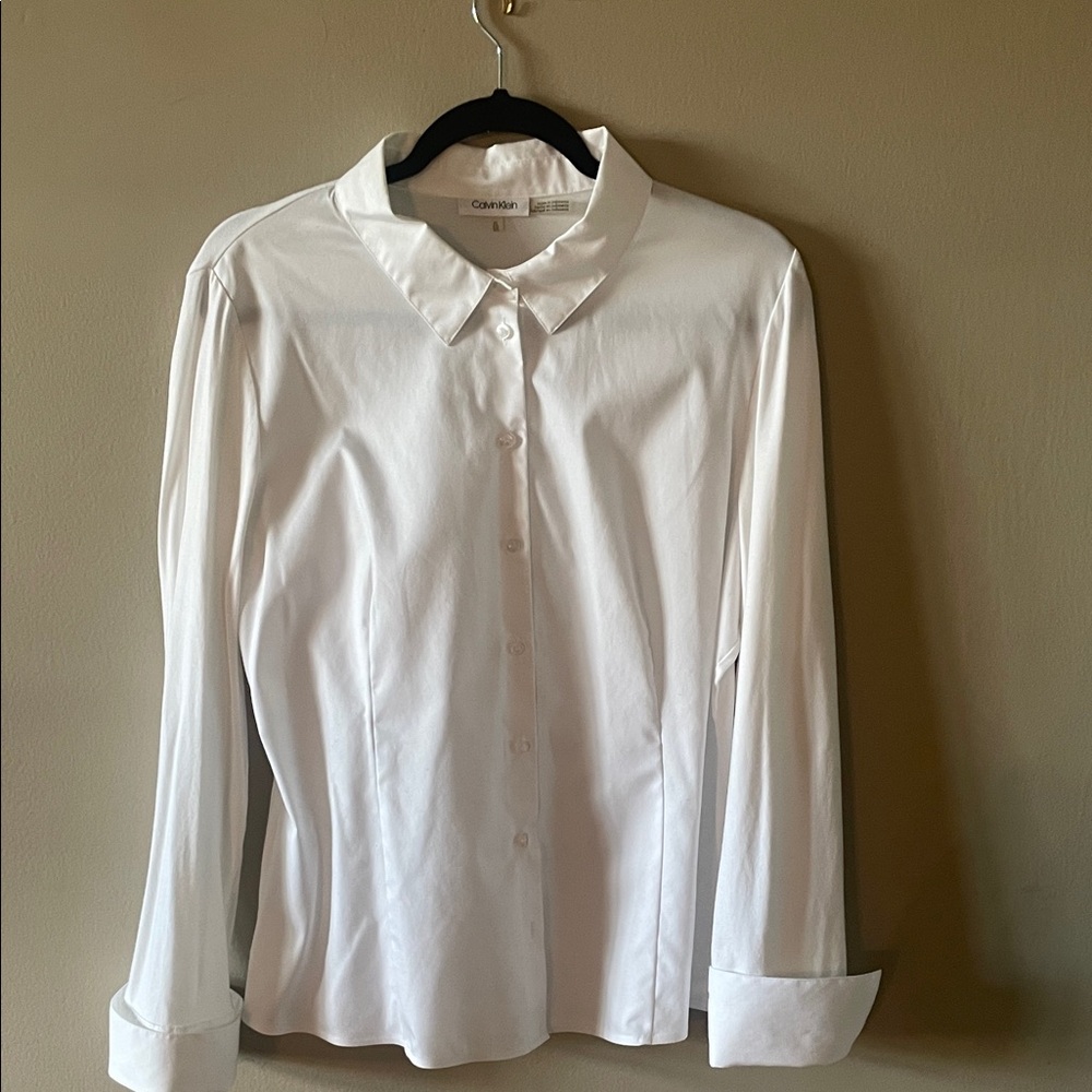 Calvin Klein Women’s Crisp White Buttoned Dress Shirt